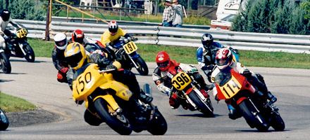 Grattan turn 1 crowd